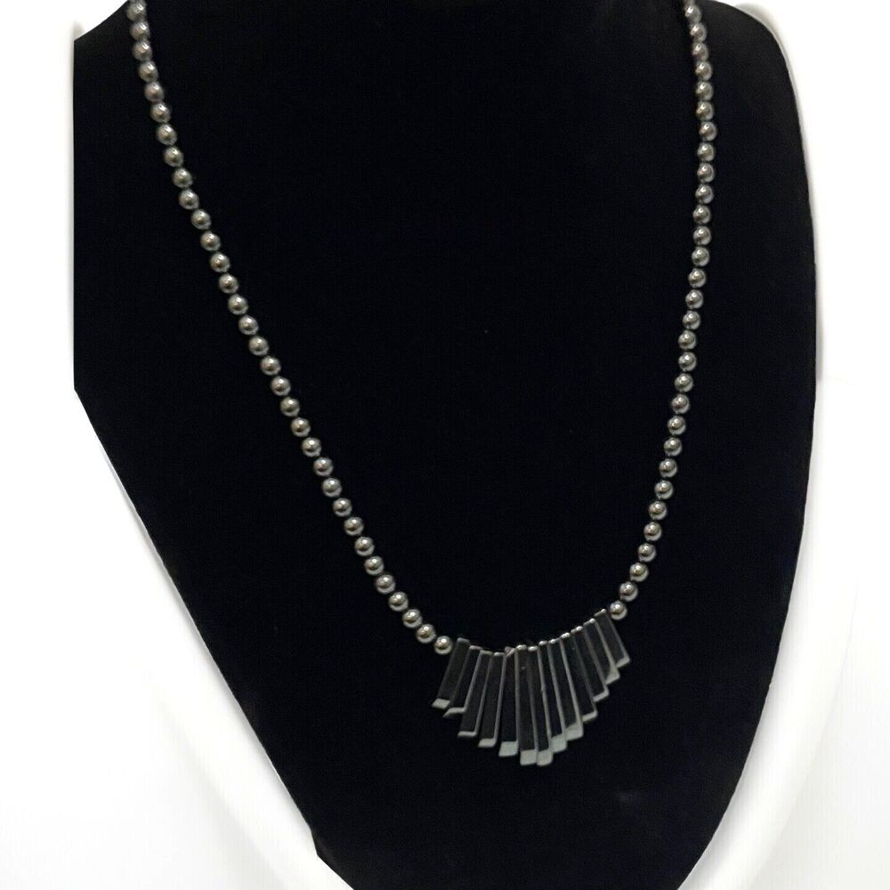 Stunning Black Hematite Fan Necklace, 16 Inch